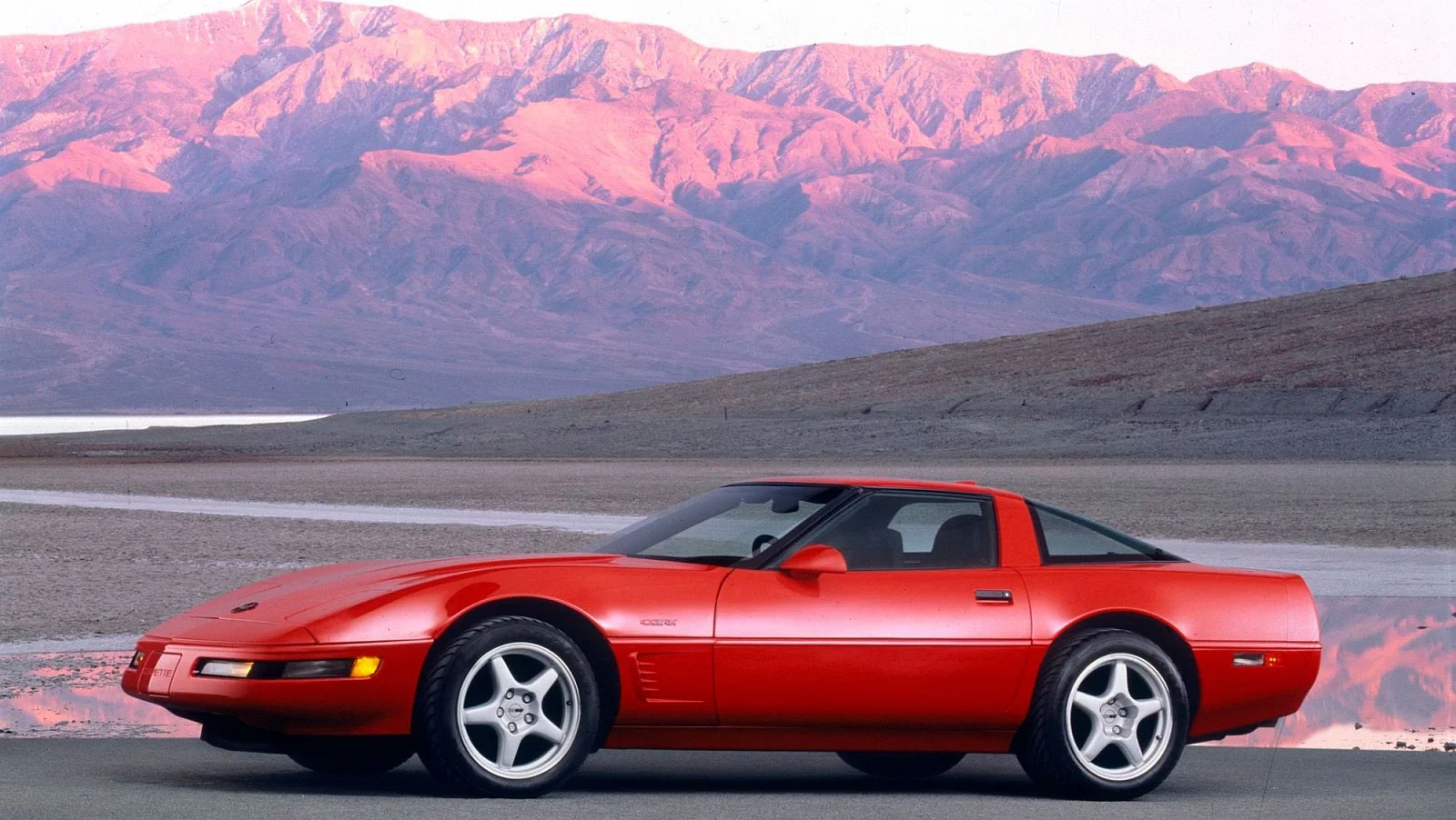 Click to Enlarge-Esc to Close Corvette Generations/C4/C4 1995 left Corvette ZR-1.webp